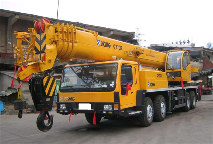 噶尔县吊车出租选择重点